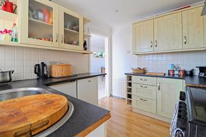 Kitchen- click for photo gallery